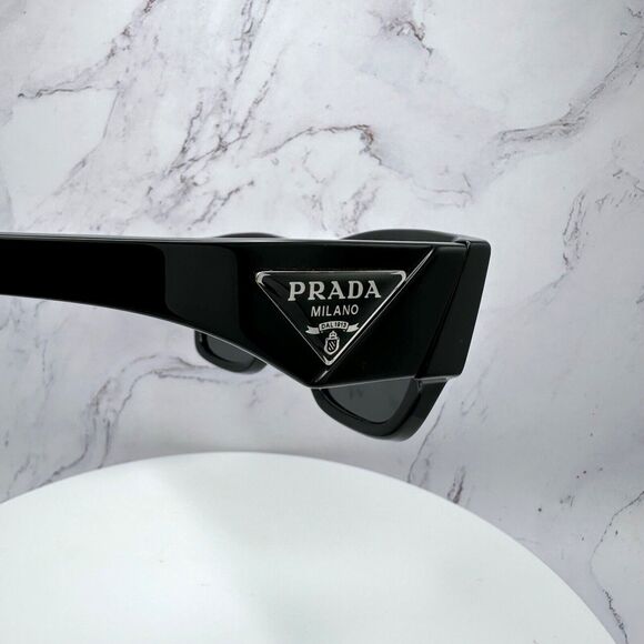 New Prada Sunglasses Black Square Oversized Triangle Plaque Logo Authentic - Picture 14 of 16